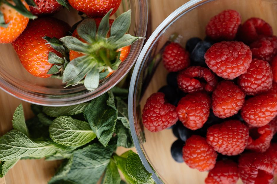 Fruit & berries